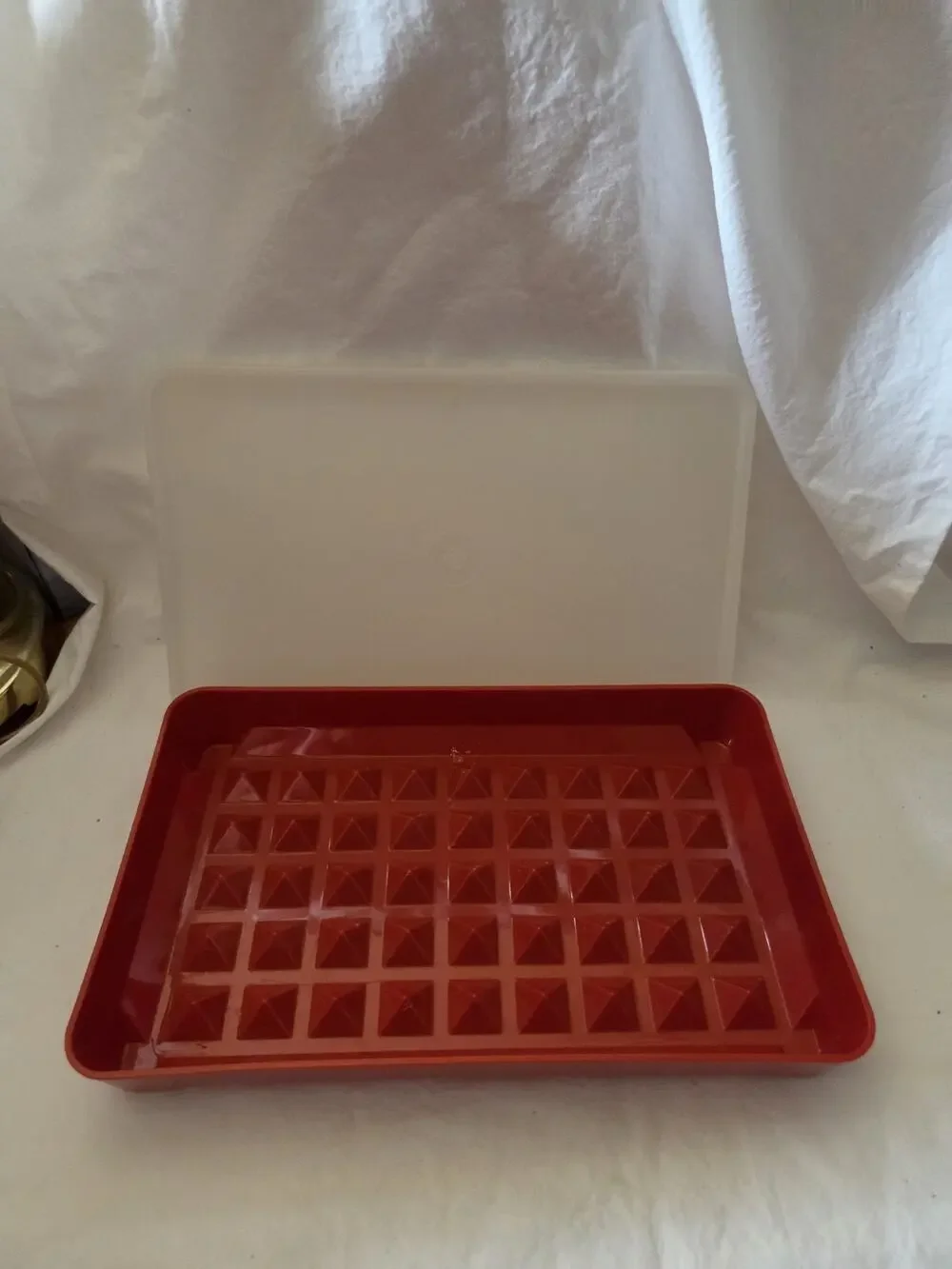 Vintage Tupperware #1292 Bacon Deli Meat Hot Dog Marinade Paprika Keeper Red